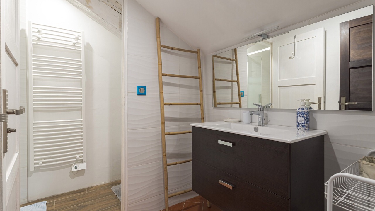 Photo of Bathroom in Amelie-les-Bains-Palalda