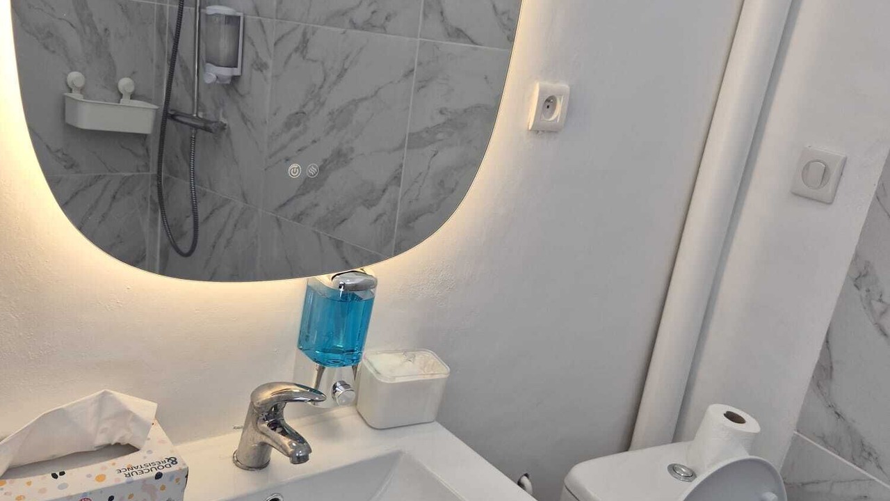 Photo of Bathroom in Melun