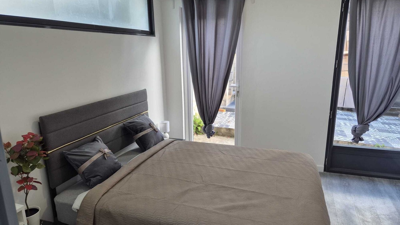 Photo of Bedroom in Melun