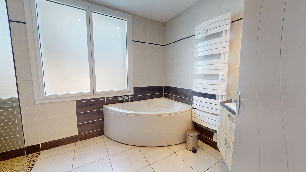 Photo of Bathroom in Saint-Jean-de-Monts