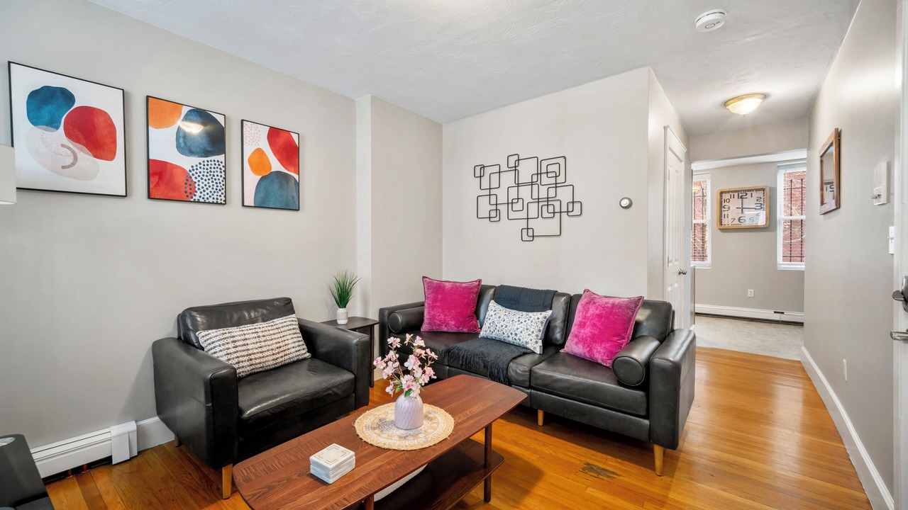 Photo of Livingroom in North End