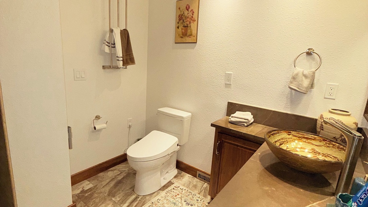 Photo of Bathroom in Enumclaw