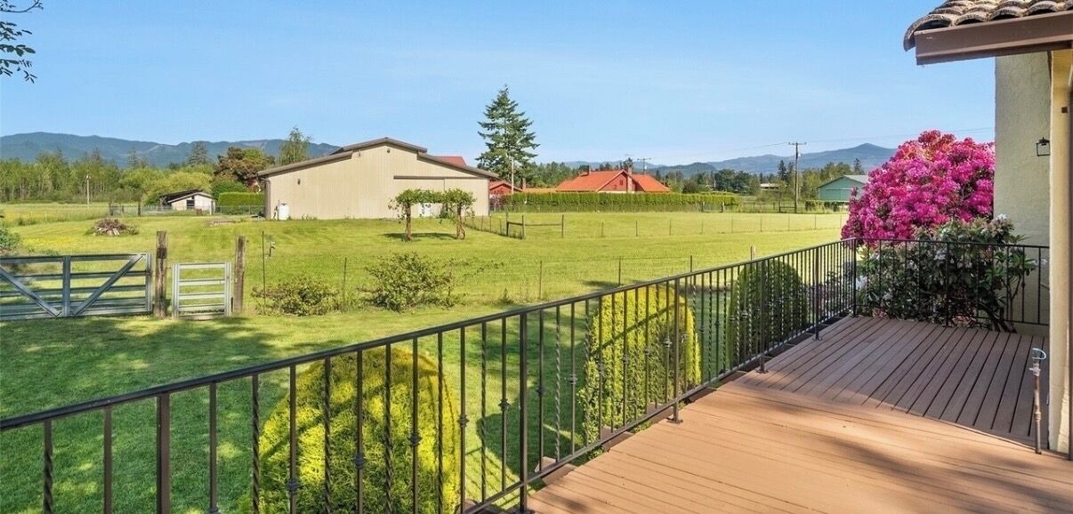 Photo of Patio Balcony in Enumclaw