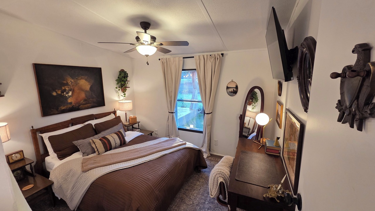 Photo of Bedroom in Ada