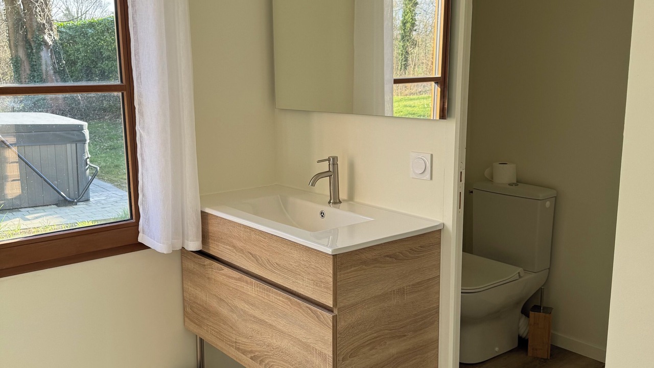 Photo of Bathroom in Ponts-et-Marais