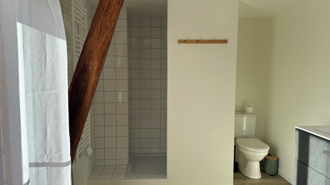 Photo of Bathroom in Ponts-et-Marais