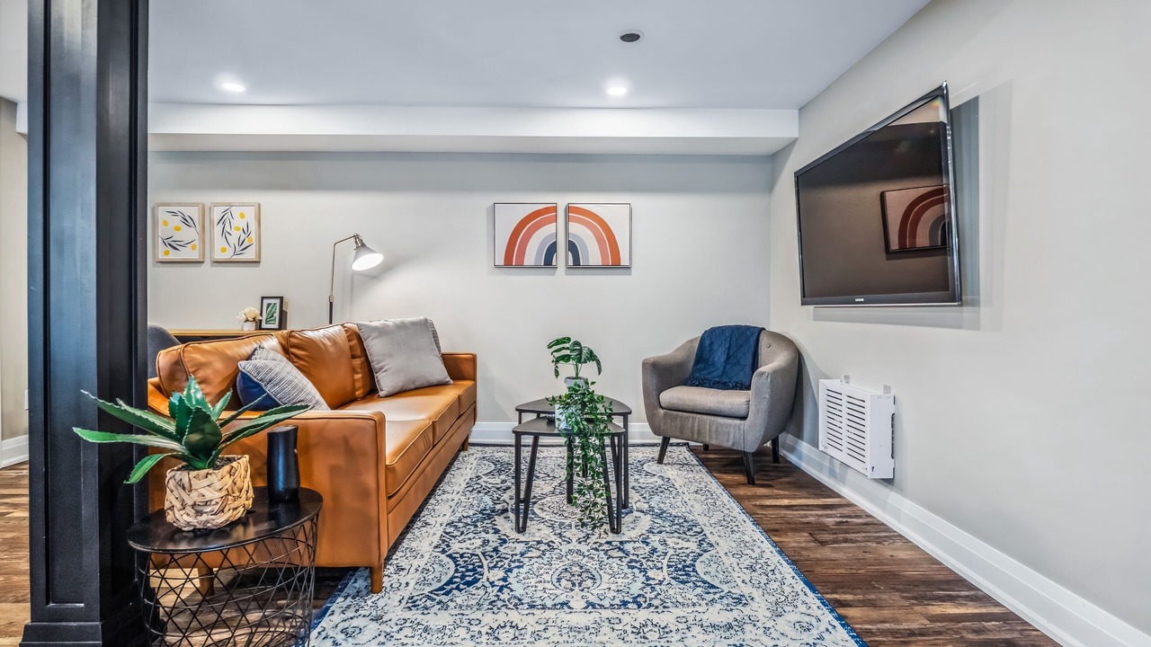 Photo of Livingroom in Burlington