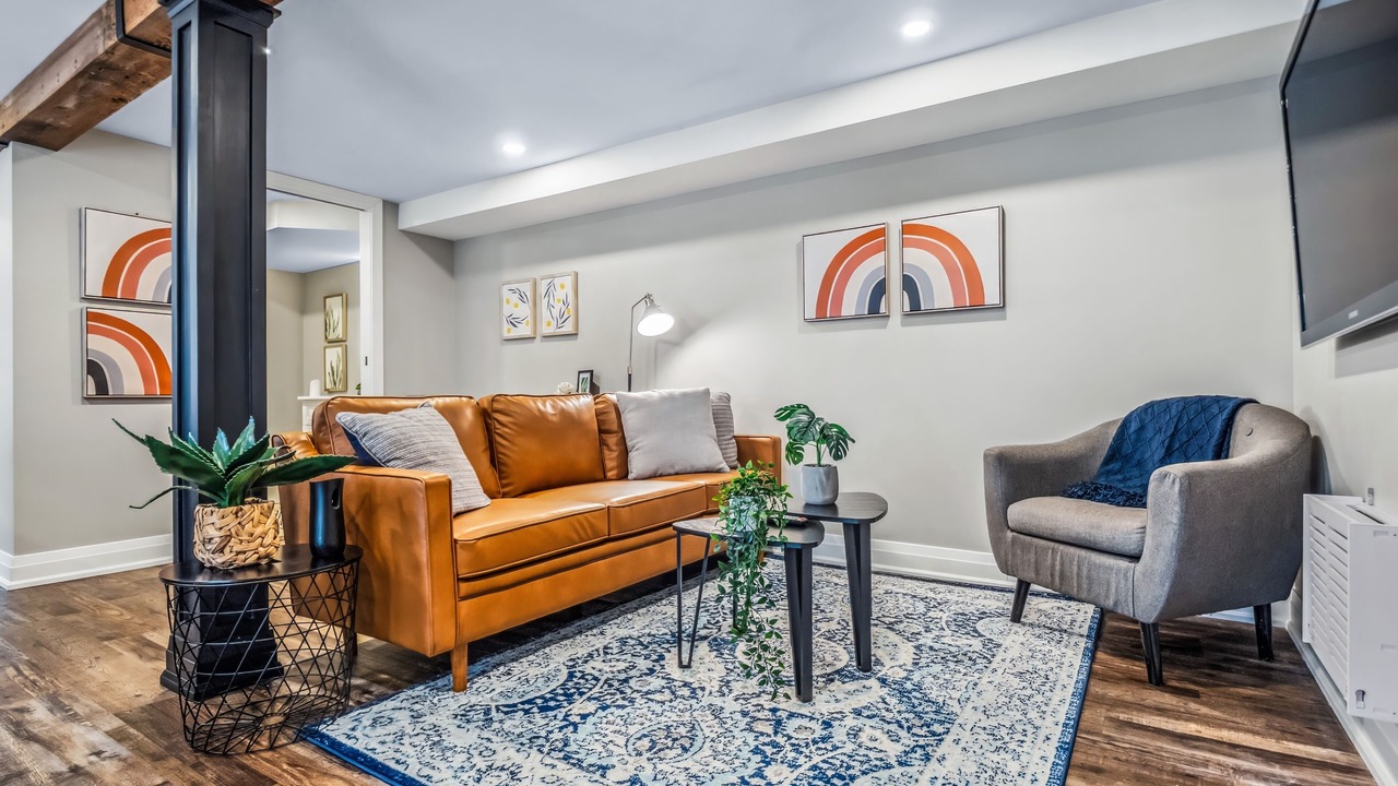 Photo of Livingroom in Burlington