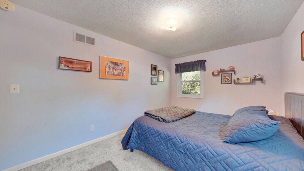 Photo of Bedroom in Champaign