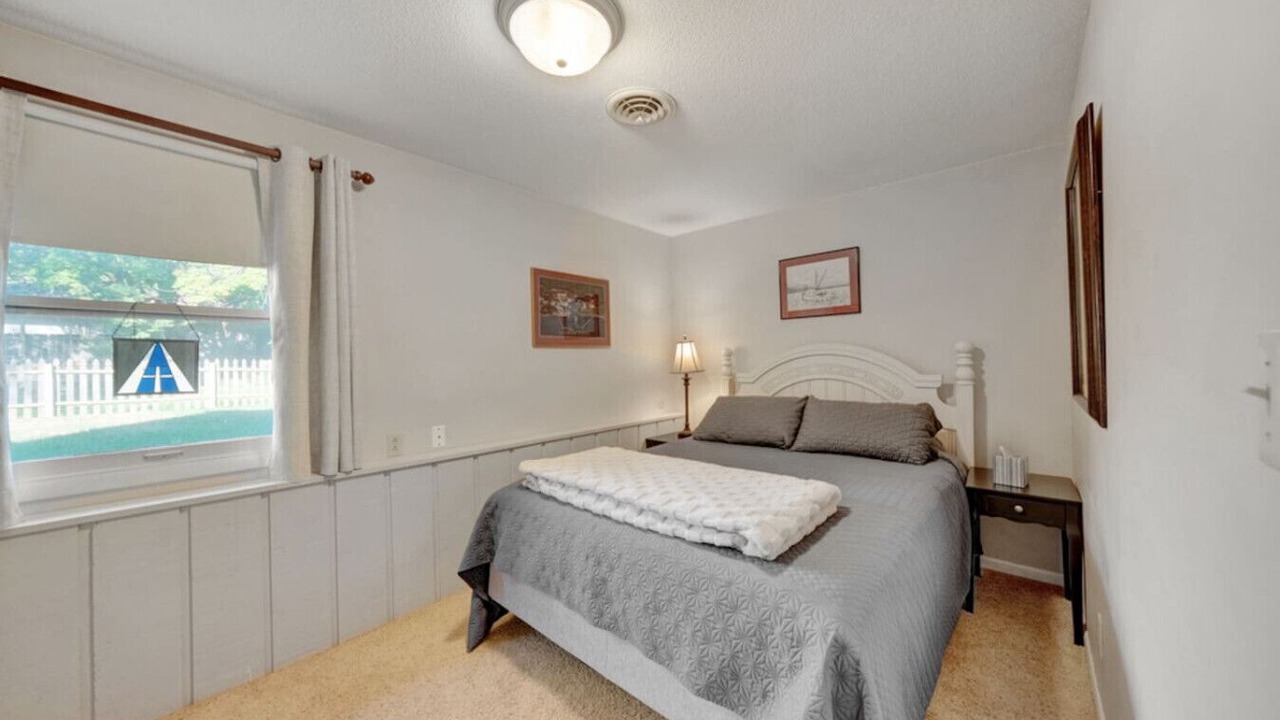 Photo of Bedroom in Champaign