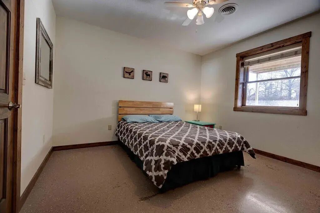 Photo of Bedroom in Sullivan