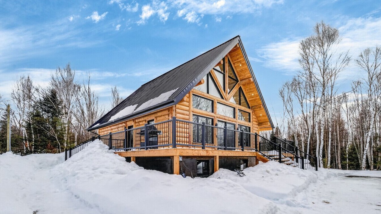 Photo of Outdoor in Amherst