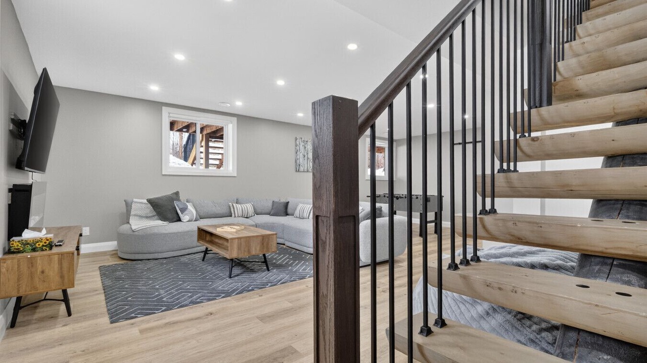 Photo of Livingroom in Amherst
