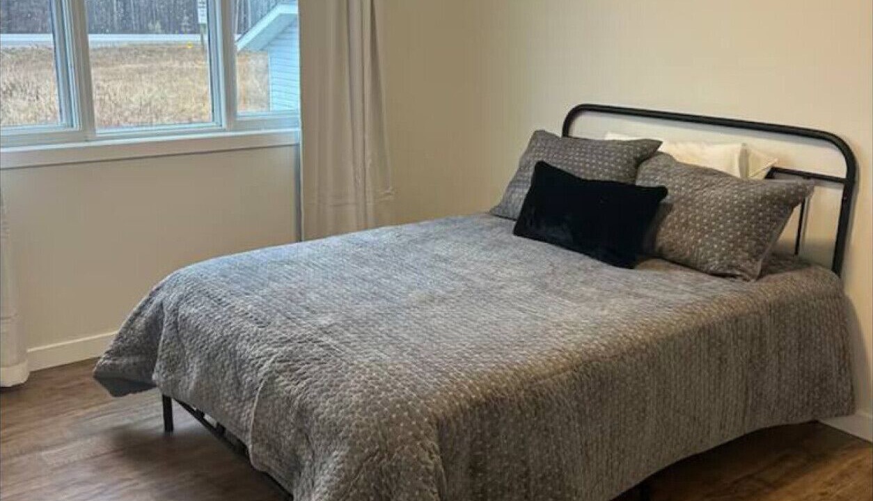 Photo of Bedroom in Longlac