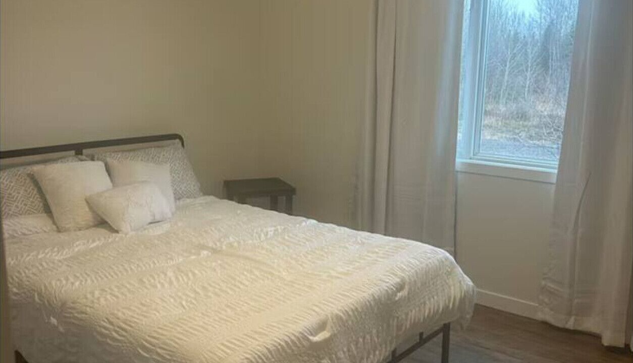 Photo of Bedroom in Longlac