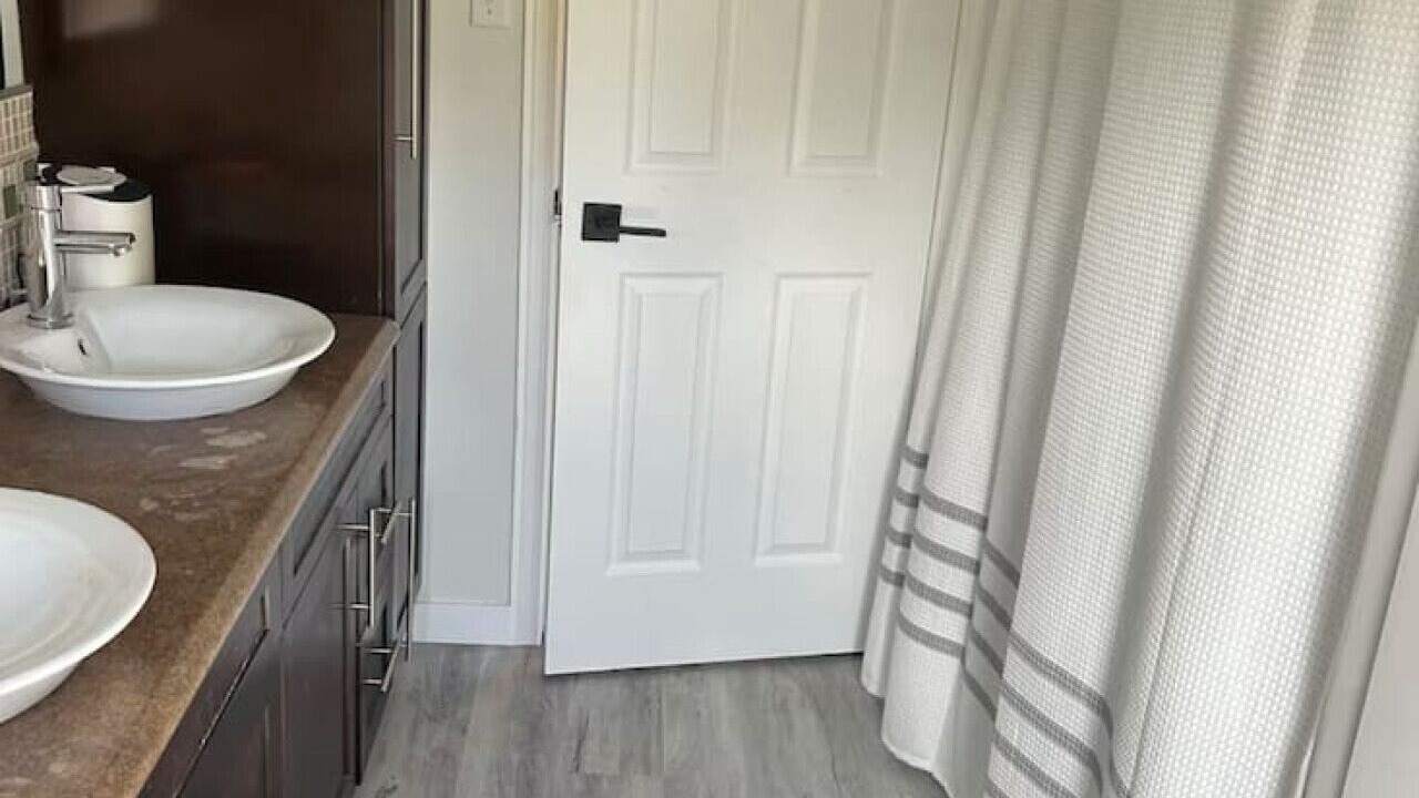 Photo of Bathroom in Longlac