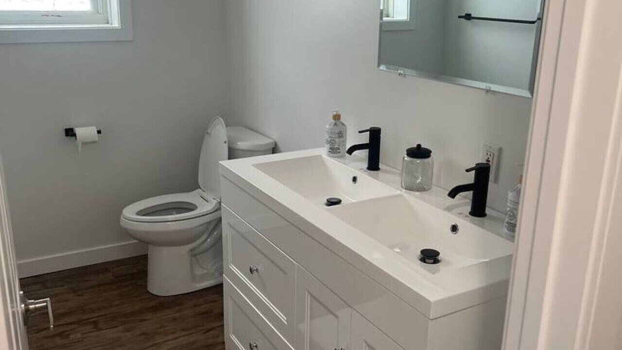 Photo of Bathroom in Longlac