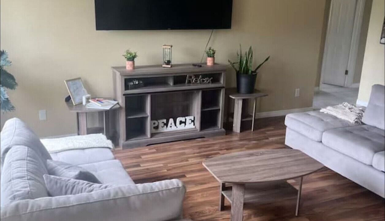 Photo of Livingroom in Longlac