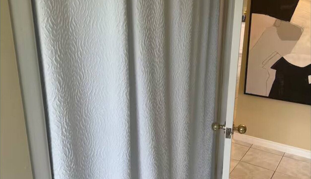 Photo of Bathroom in Longlac