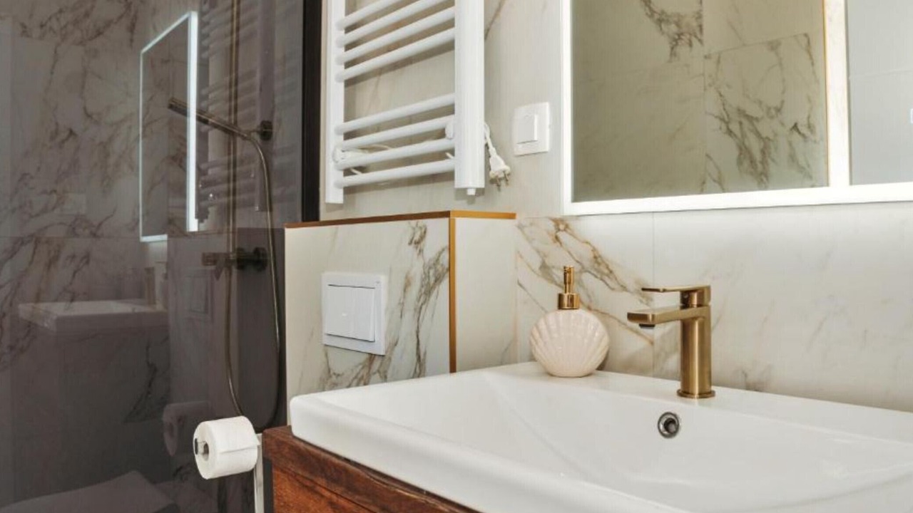 Photo of Bathroom in Lukoran