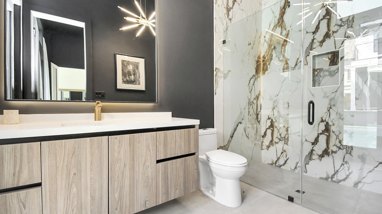 Photo of Bathroom in Uptown