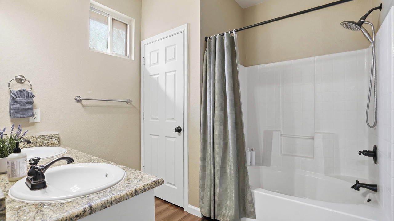 Photo of Bathroom in Como