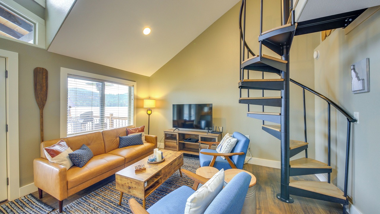 Photo of Livingroom in Bonner County