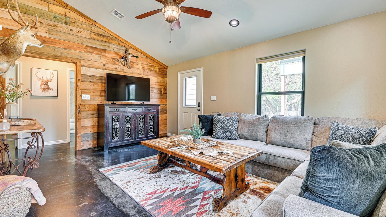 Photo of Livingroom in Gordonville