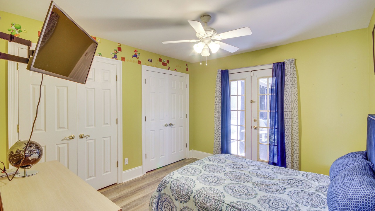 Photo of Bedroom in Long Beach