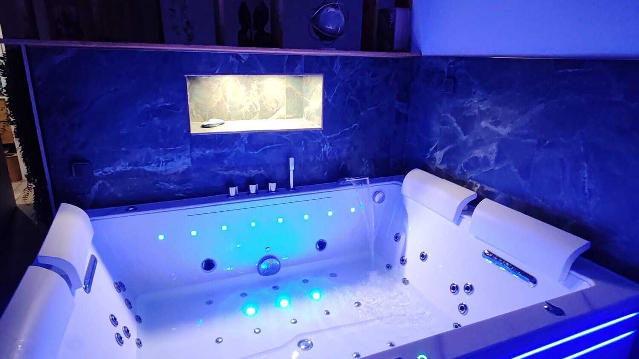 Photo of Bathroom in Sully-sur-Loire