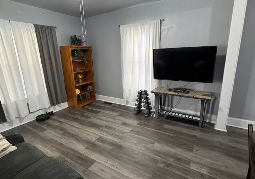 Photo of Livingroom in Bedford