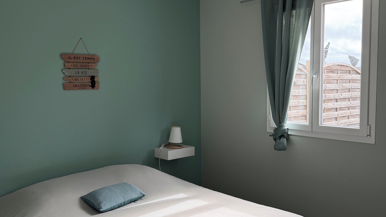 Photo of Bedroom in Combeaufontaine