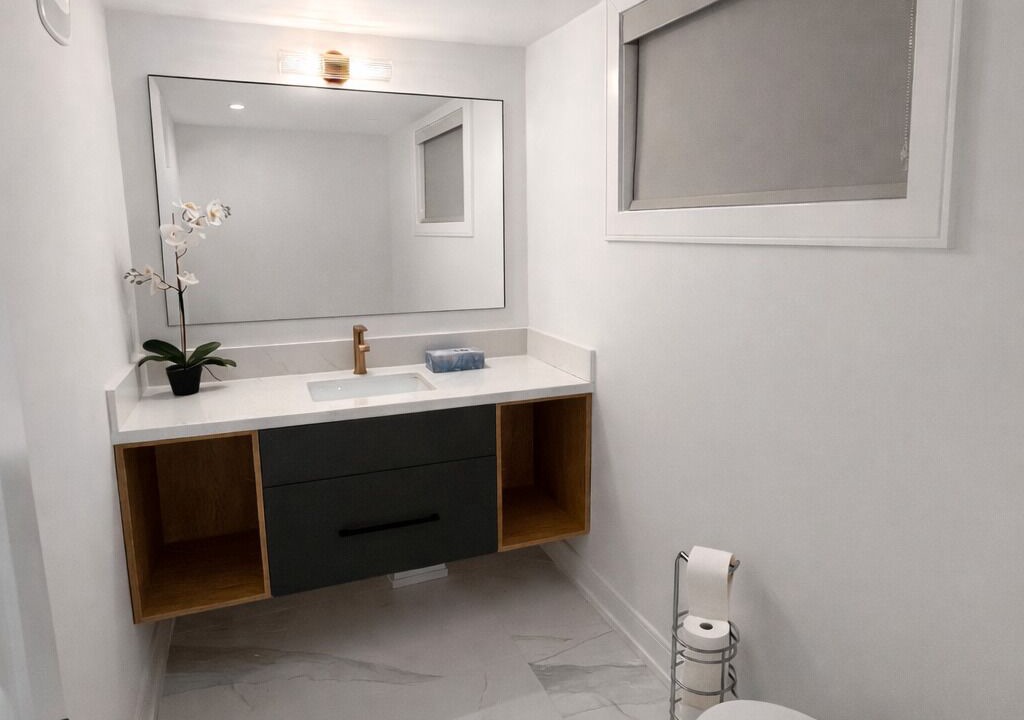 Photo of Bathroom in Cumberland Beach