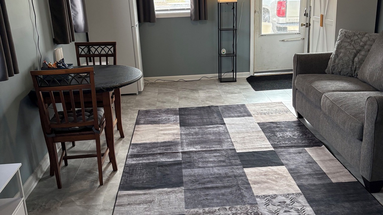 Photo of Livingroom in Beecher