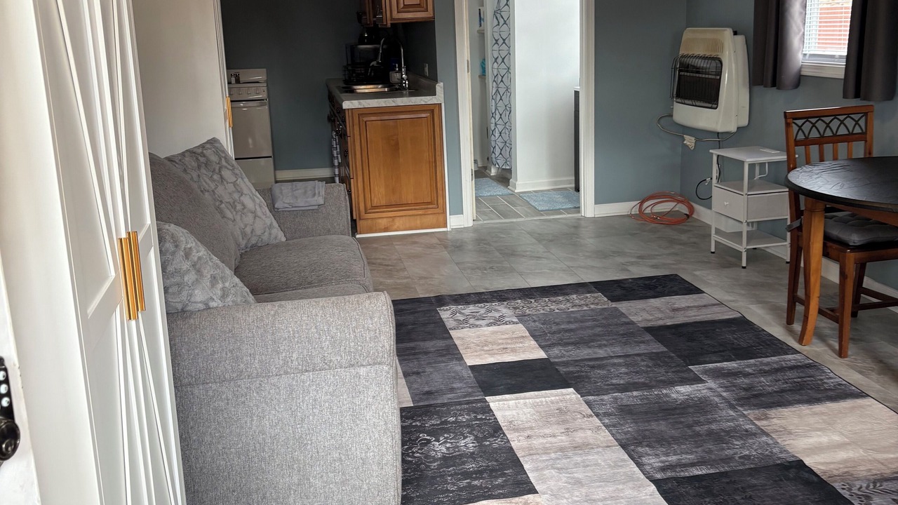 Photo of Livingroom in Beecher