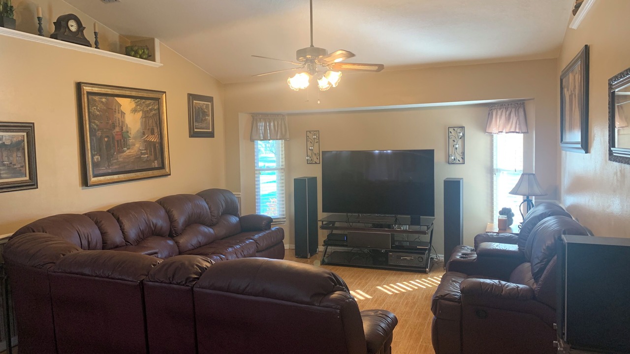 Photo of Livingroom in Deep Creek