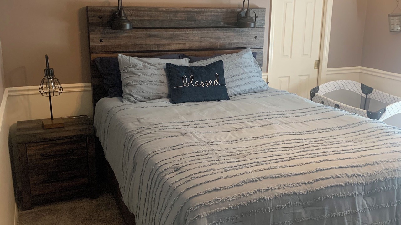 Photo of Bedroom in Deep Creek