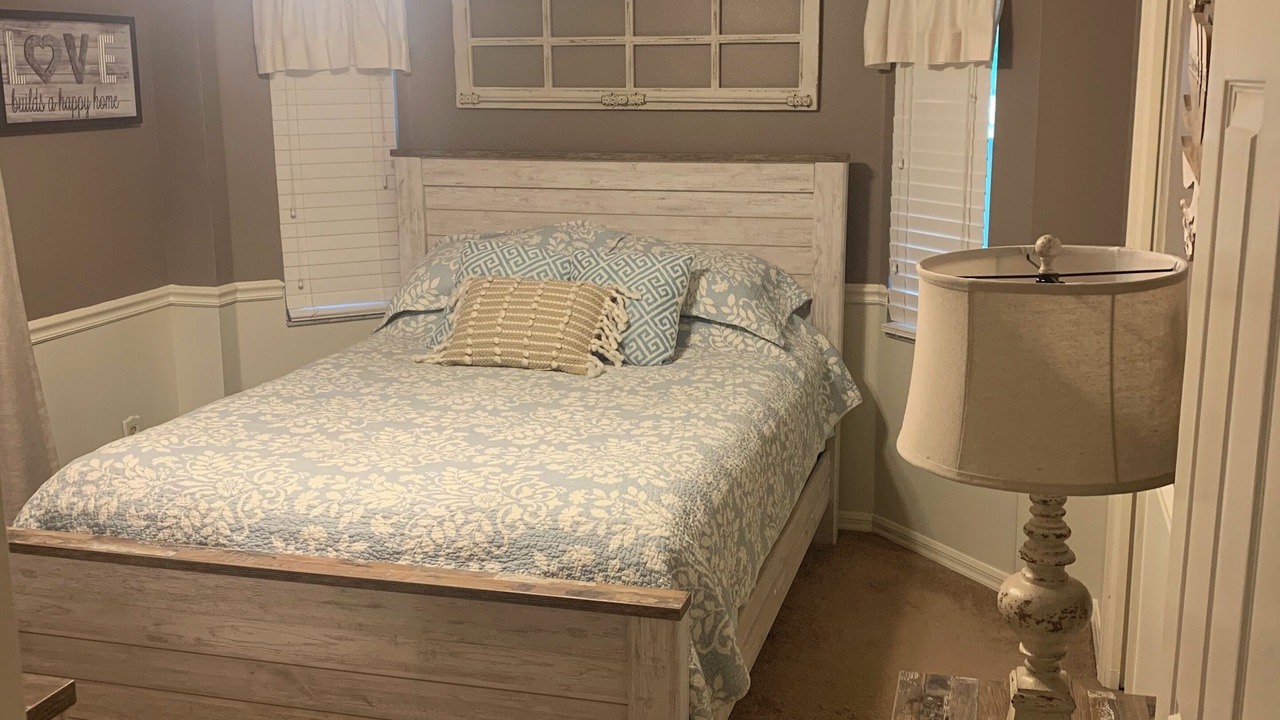 Photo of Bedroom in Deep Creek