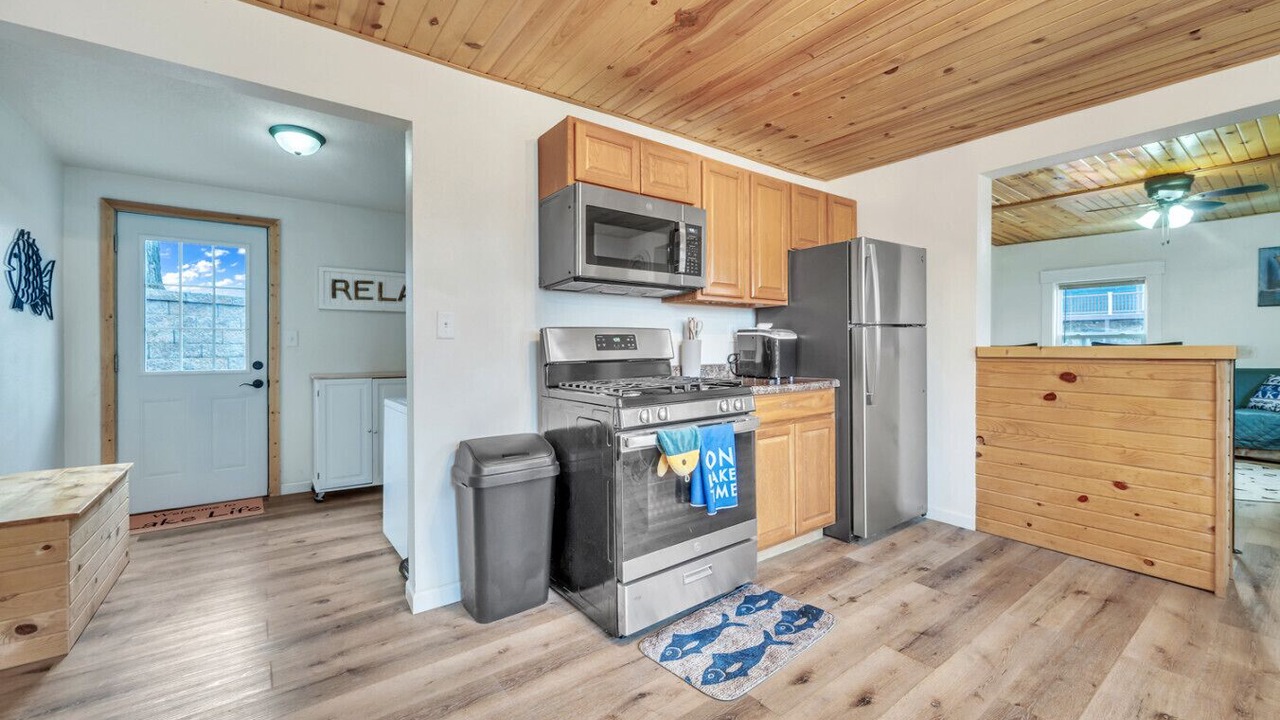 Photo of Kitchen in Spirit Lake