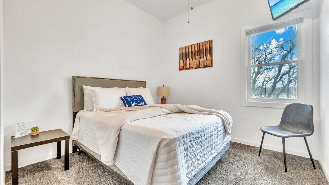 Photo of Bedroom in Spirit Lake