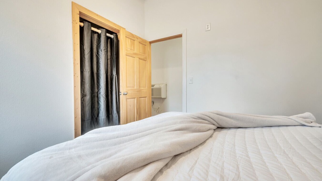 Photo of Bedroom in Spirit Lake