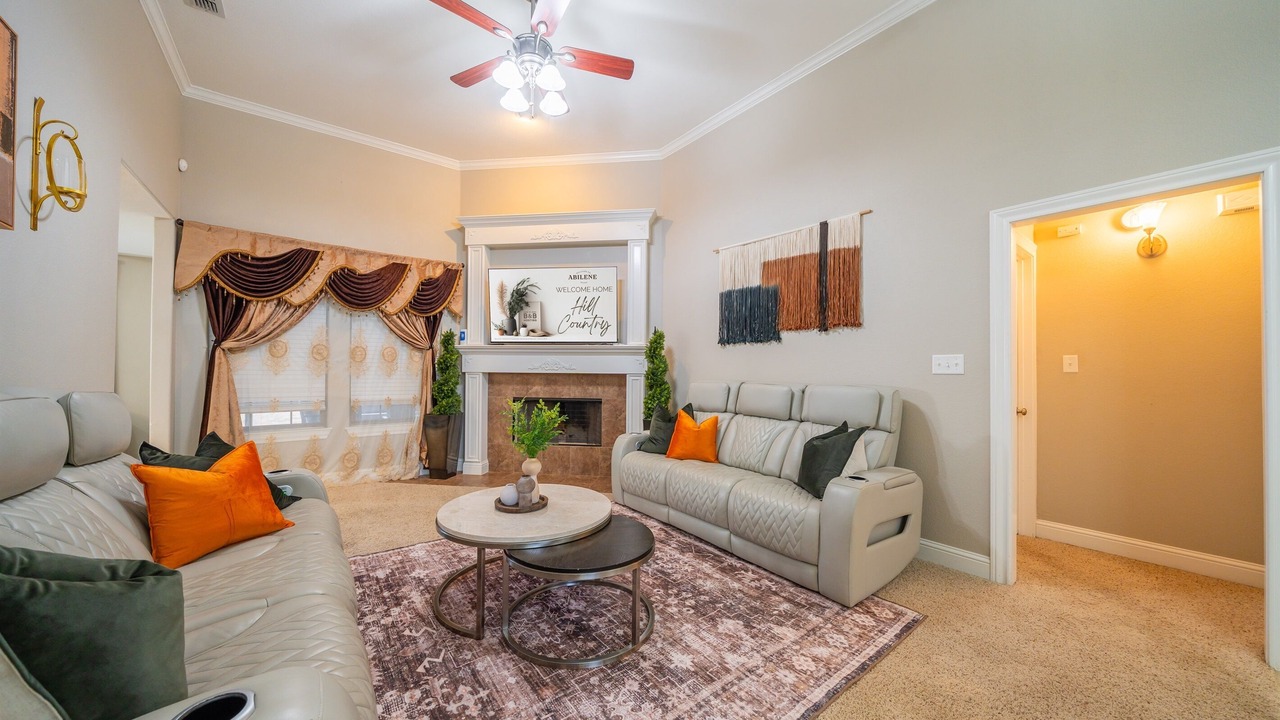 Photo of Livingroom in Abilene