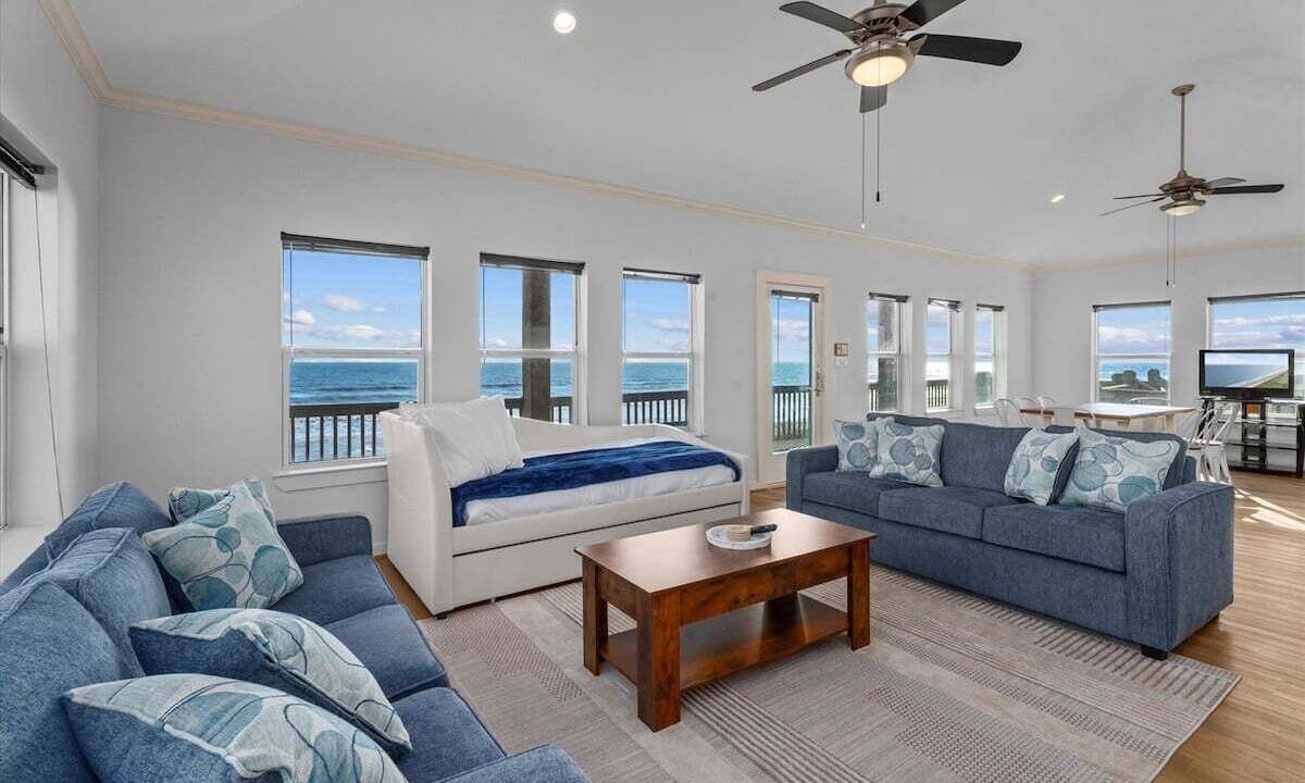 Photo of Livingroom in Port Bolivar