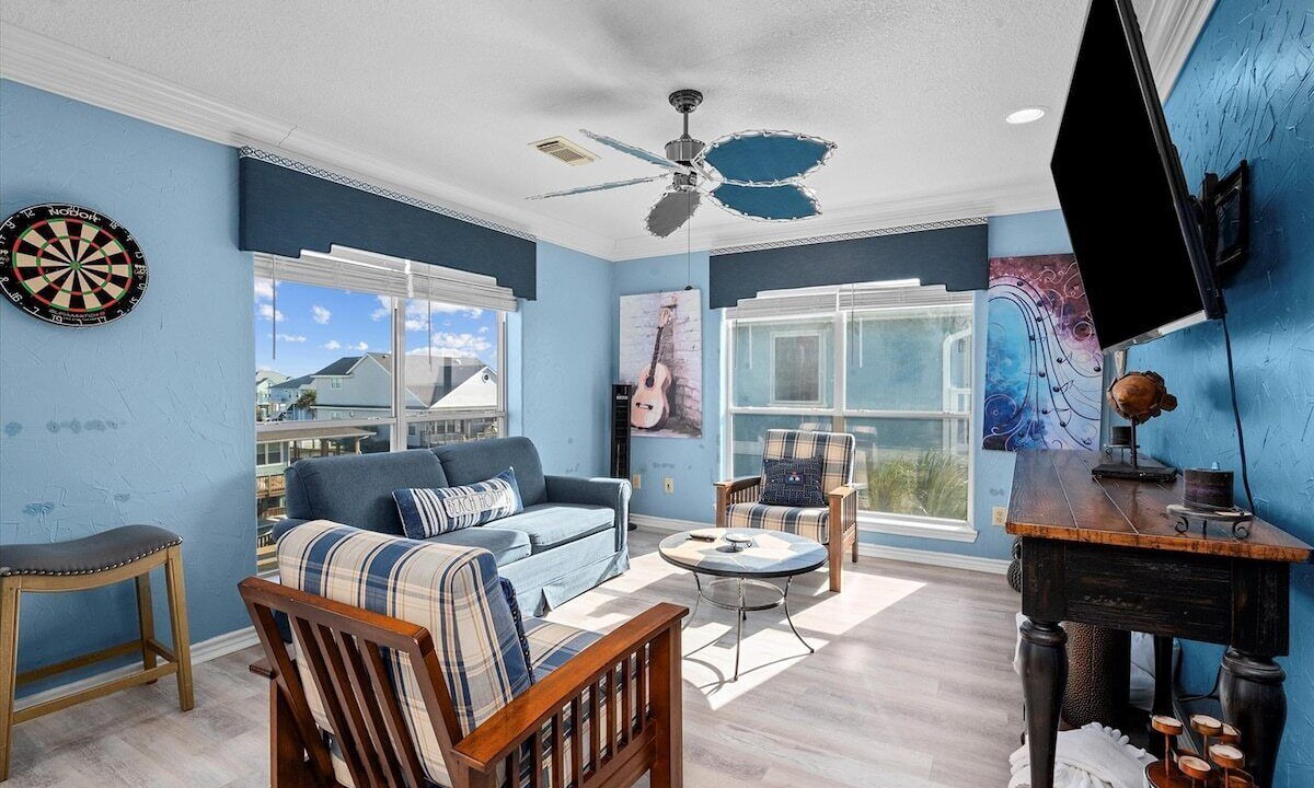Photo of Livingroom in Terramar Beach