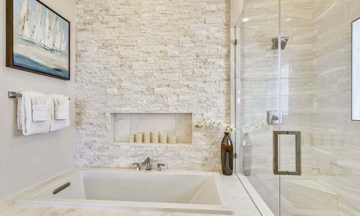 Photo of Bathroom in Galveston