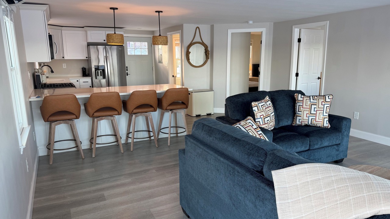 Photo of Livingroom in Wareham Center