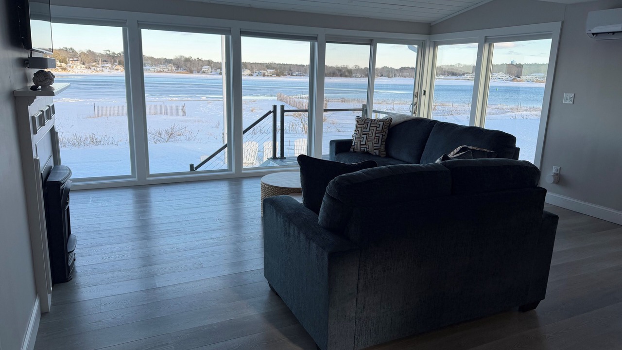 Photo of Livingroom in Wareham Center
