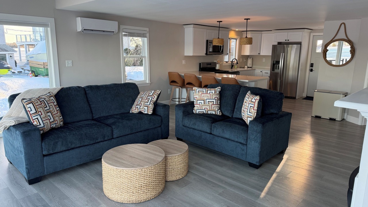 Photo of Livingroom in Wareham Center