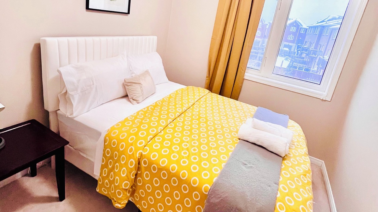Photo of Bedroom in Hurontario