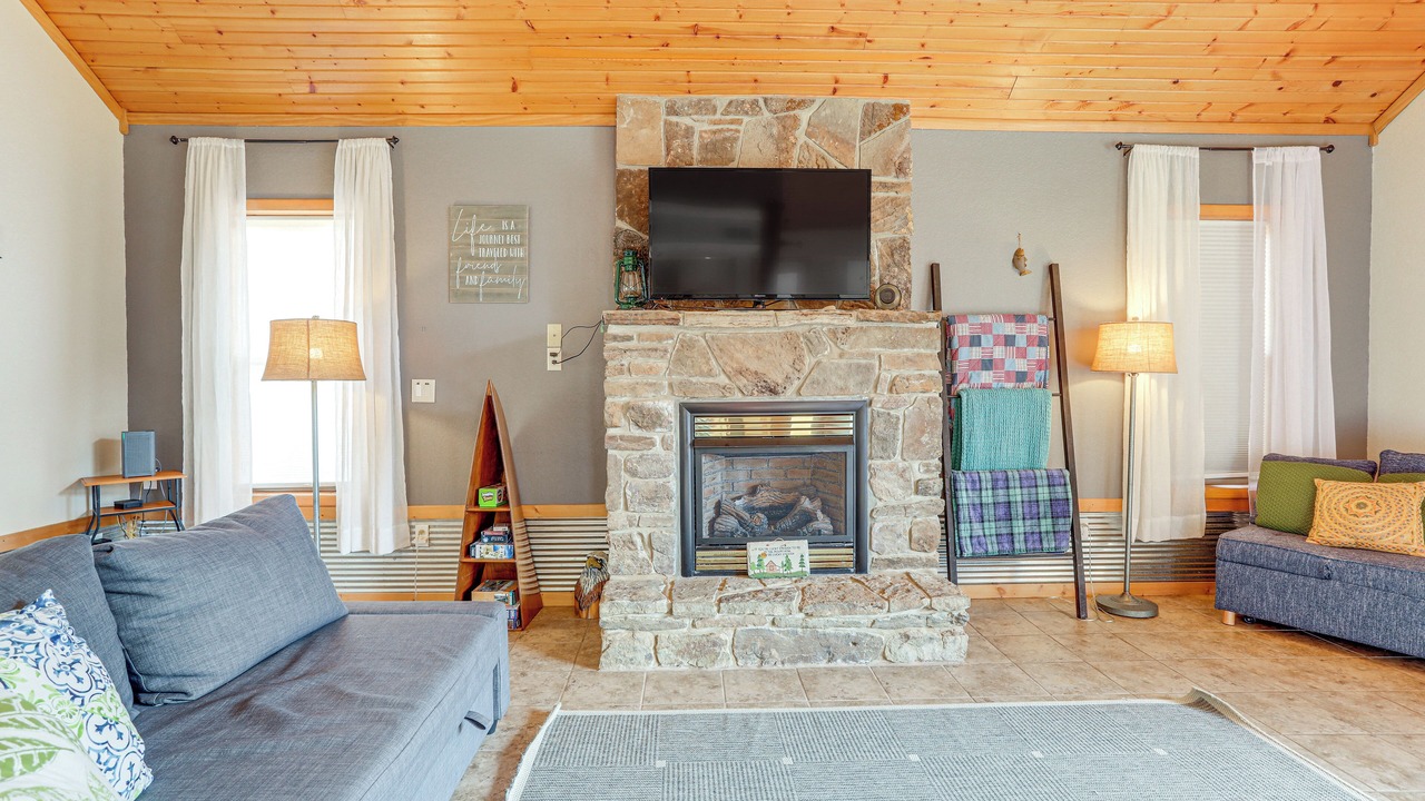 Photo of Bedroom in Mountain Home